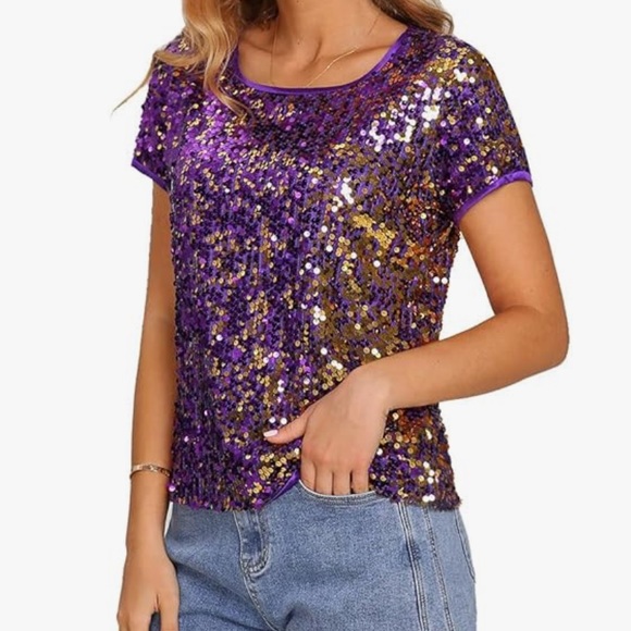 Tops - NWT Womens Full Sequin Sparkle Tops Round Neck Short Sleeve Shirt